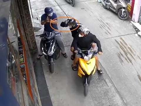 Truy xét 4 đối tượng dùng bình xịt hơi cay cướp tài sản trong hẻm