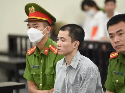 Tuyên tử hình kẻ đóng đinh vào đầu bé gái 3 tuổi