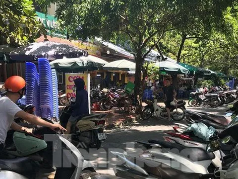 Bí thư Hà Nội Đinh Tiến Dũng: Xe đỗ cả ra đường, không có lối đi về