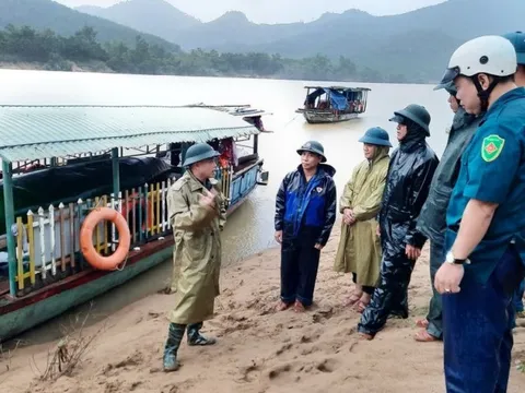 Quảng Nam: Chưa kịp khắc phục sạt lở đã có cảnh báo lũ quét trở lại