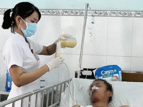 Thừa ảo, thiếu thật