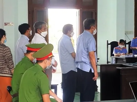 Xét xử vụ bán sỉ 262 lô đất: Cựu Phó Chủ tịch tỉnh Phú Yên bị đề nghị 7-8 năm tù
