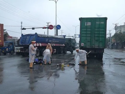 BR-VT: Điều tra vụ va chạm giữa xe đầu kéo và xe máy khiến 1 người tử vong