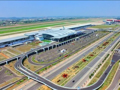 Bí thư Hà Nội nói về vị trí xây dựng sân bay thứ 2