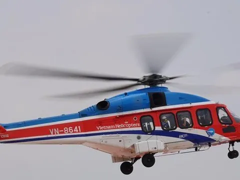 Tạm dừng tour khám phá TPHCM bằng trực thăng