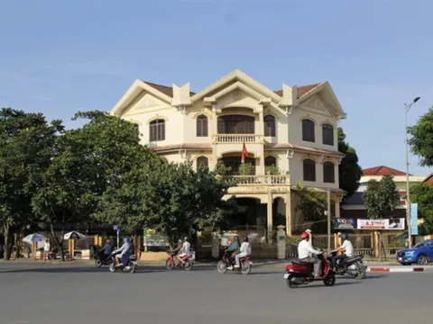 Chi cục trưởng Chi cục Kiểm lâm Quảng Trị bị cách chức xuống làm nhân viên