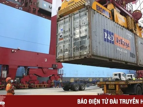 Đến 15/10, Việt Nam xuất siêu hơn 7 tỷ USD