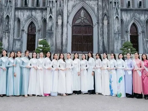 Thí sinh hoa hậu Du lịch Việt Nam tham quan Hà Nội city tour