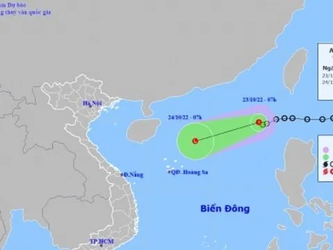 Áp thấp nhiệt đới suy yếu dần trên biển Đông