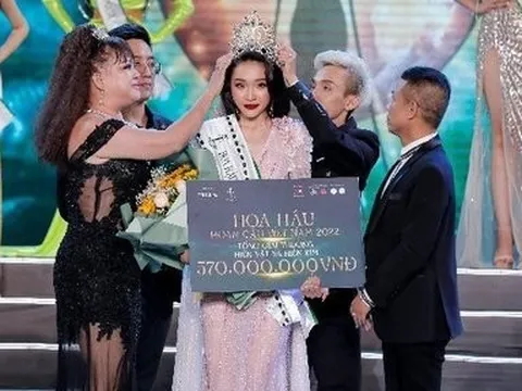 Phạm Kim Ngân đăng quang Hoa hậu Hoàn cầu Việt Nam 2022