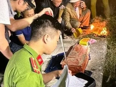 Bắt khẩn cấp đối tượng đào mộ, trộm hài cốt để tống tiền