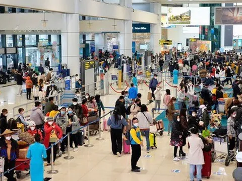Hàng không dự kiến đón 100 triệu lượt khách năm 2022