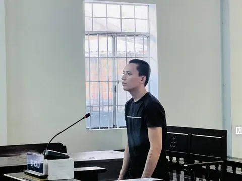 Bình Thuận: Lãnh án tù vì lẻn vào tiệm tạp hóa trộm tiền