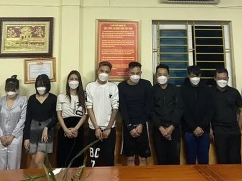 Nghệ An: Bắt nhóm tạo vỏ bọc "hầu đồng" để tổ chức sử dụng ma tuý