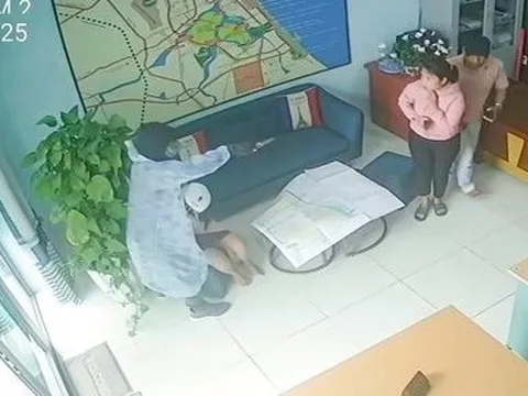 Bắt kẻ vào văn phòng bất động sản, kề dao vào cổ cô gái cướp tài sản