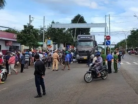 Bà Rịa-Vũng Tàu: 2 ông cháu bị xe tải cuốn vào gầm tử vong thương tâm