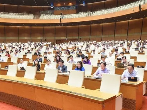 Một số đại biểu Quốc hội đề nghị tăng lương từ 1-1-2023