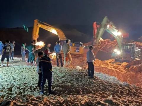 Vụ sạt lở mỏ titan 4 người tử vong: Không có phương án an toàn cho công nhân