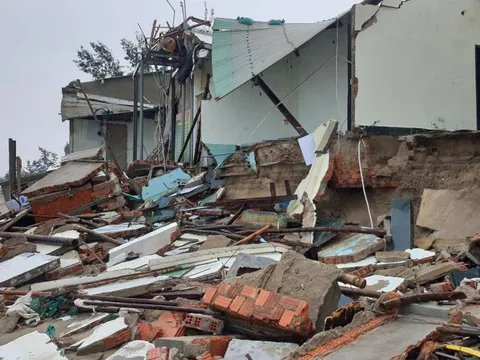 Miền Trung: Nỗi lo sạt lở, xâm thực bờ biển mùa mưa bão