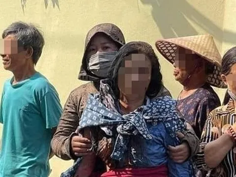 Điều tra vụ con gái đốt nhà mẹ đẻ khiến nhiều người bị bỏng