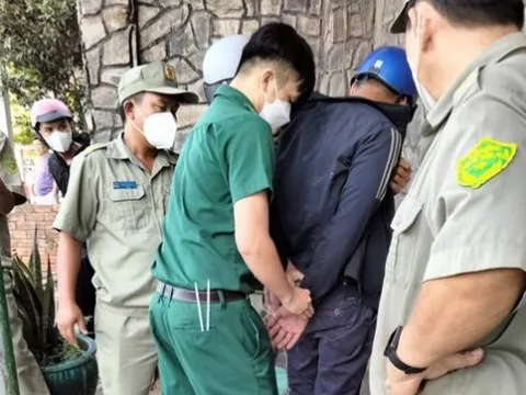 Bình Dương: Khống chế đối tượng đổ xăng đòi đốt nhà trẻ