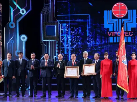 Phát huy vai trò chủ thể và sức sáng tạo vĩ đại của nhân dân