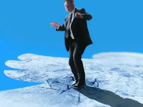 Dàn sếp cũ Twitter 'giàu to' vì bị tỉ phú Elon Musk sa thải