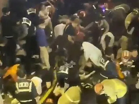 Từ thảm kịch Itaewon tại Hàn Quốc: Làm gì khi bị đám đông giẫm đạp?