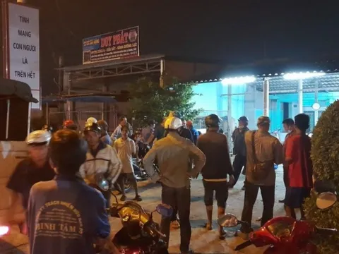 Bắt đối tượng giết người lẩn trốn trên mái nhà