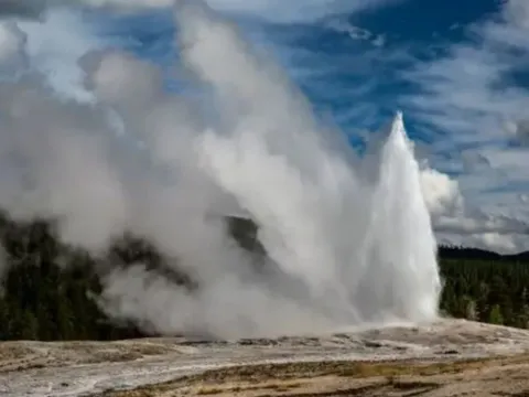 Những khối đá siêu nóng có thể cấp nguồn năng lượng sạch vô hạn cho thế giới