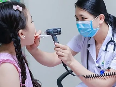 Dấu hiệu cảnh báo trẻ mắc cúm B gặp biến chứng, cần đưa ngay đến bệnh viện