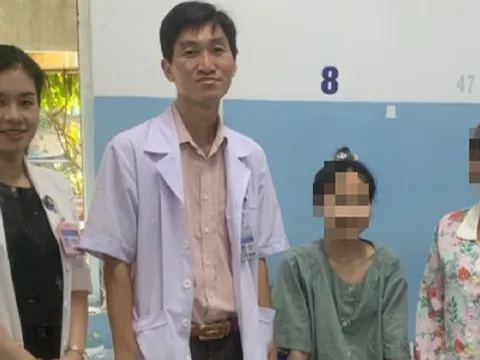 Cắt bỏ khối u buồng trứng nặng 22kg như đang mang bầu cho nữ du học sinh