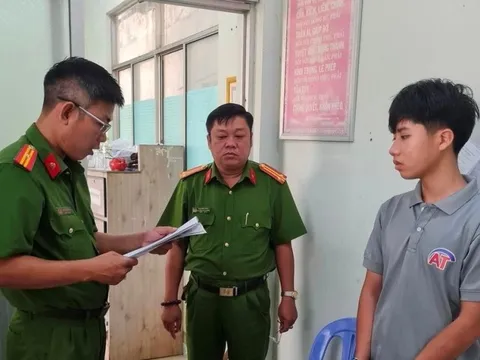Bình Thuận: Bắt tạm giam thanh niên đâm bạn ở tiệm bánh mì