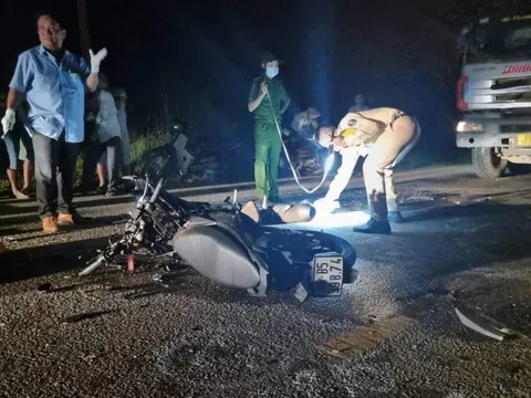 Bình Thuận:Tai nạn giữa xe ô tô tải và xe máy, một người chết