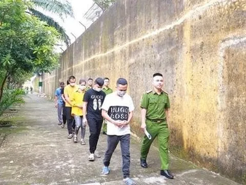 Hà Tĩnh: Bắt giữ đường dây cá độ bóng đá 6.000 tỷ