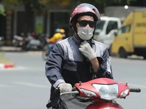 Miền Bắc nắng hanh kéo dài, Miền Trung mưa dông