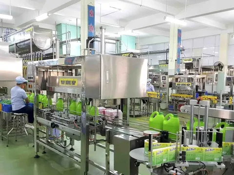 Hướng tới 'hóa học xanh' để phát triển công nghiệp bền vững