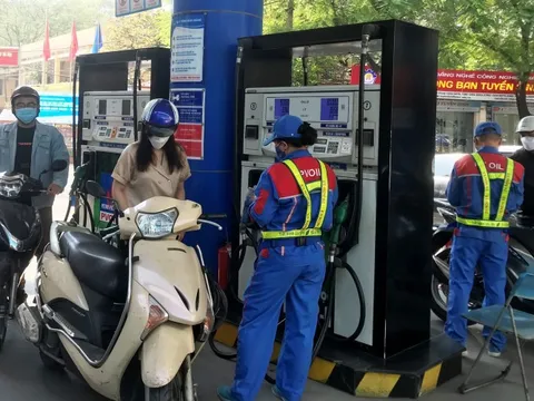 Lượng xăng dầu được bổ sung, giảm bớt khó khăn về nguồn cung