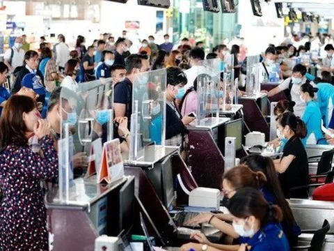 Cách nào mua vé bay Tết giá mềm?