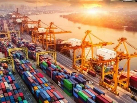 Kim ngạch xuất nhập khẩu hàng hóa đạt 616 tỷ USD, sắp vượt kỷ lục năm 2021