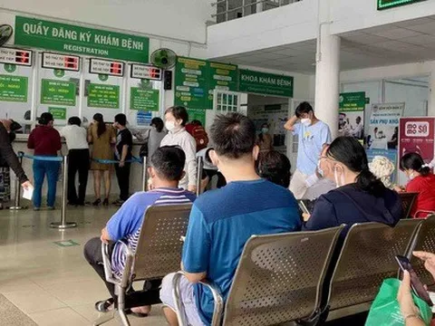 Nhiều người cùng sốt, sổ mũi, ho dai dẳng, vì sao?