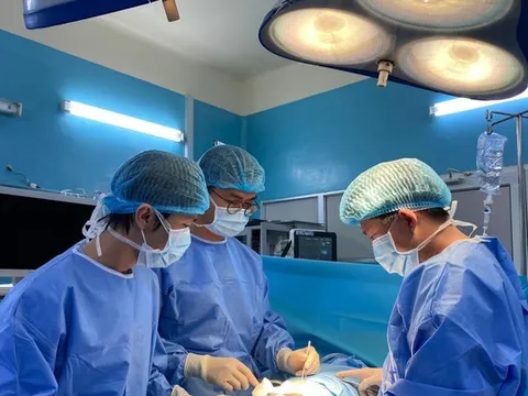 Người đàn ông dần bị 'khô máu' vì bệnh lý hiếm gặp trên thế giới