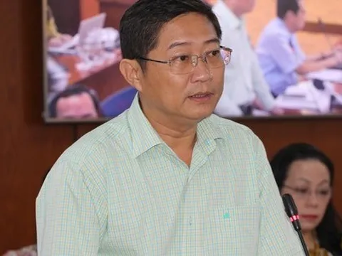 Làm việc với Saigon Pearl và Vinhomes về bức tường chắn con đường ven sông Sài Gòn