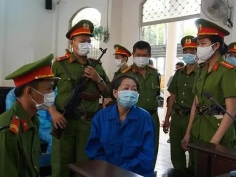 Tiếp tục hoãn phiên tòa vì "bà trùm" buôn lậu Mười Tường có lời khai bất ngờ