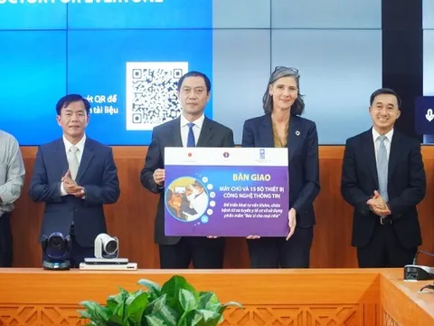 Triển khai chương trình 'Bác sĩ cho mọi nhà' tại 5 địa phương