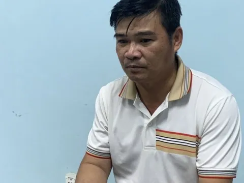 Bắt đối tượng giả danh thượng tá công an để lừa tình, tiền phụ nữ