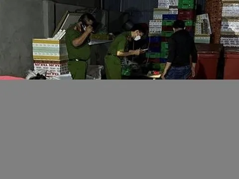 Đồng Nai: Mua gà chết giá 4.000đ/kg “hô biến” thành gà sạch