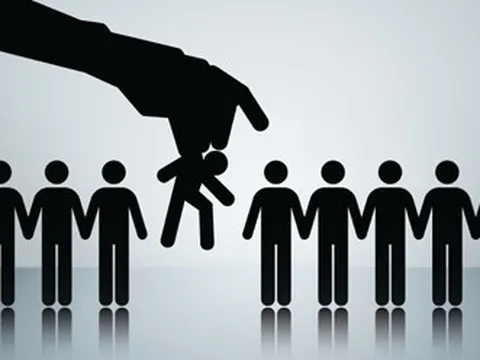 Miễn nhiệm chức vụ Chủ tịch UBND 2 tỉnh