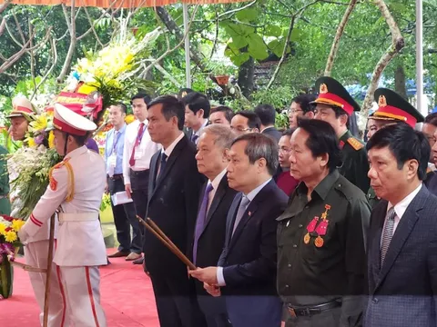 Quảng Bình: Tưởng niệm 50 năm ngày hy sinh các anh hùng liệt sĩ tại hang Tám Cô và đường 20-Quyết Thắng