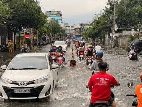Hà Nội đón gió đông bắc, Nam Bộ vào đợt mưa lớn